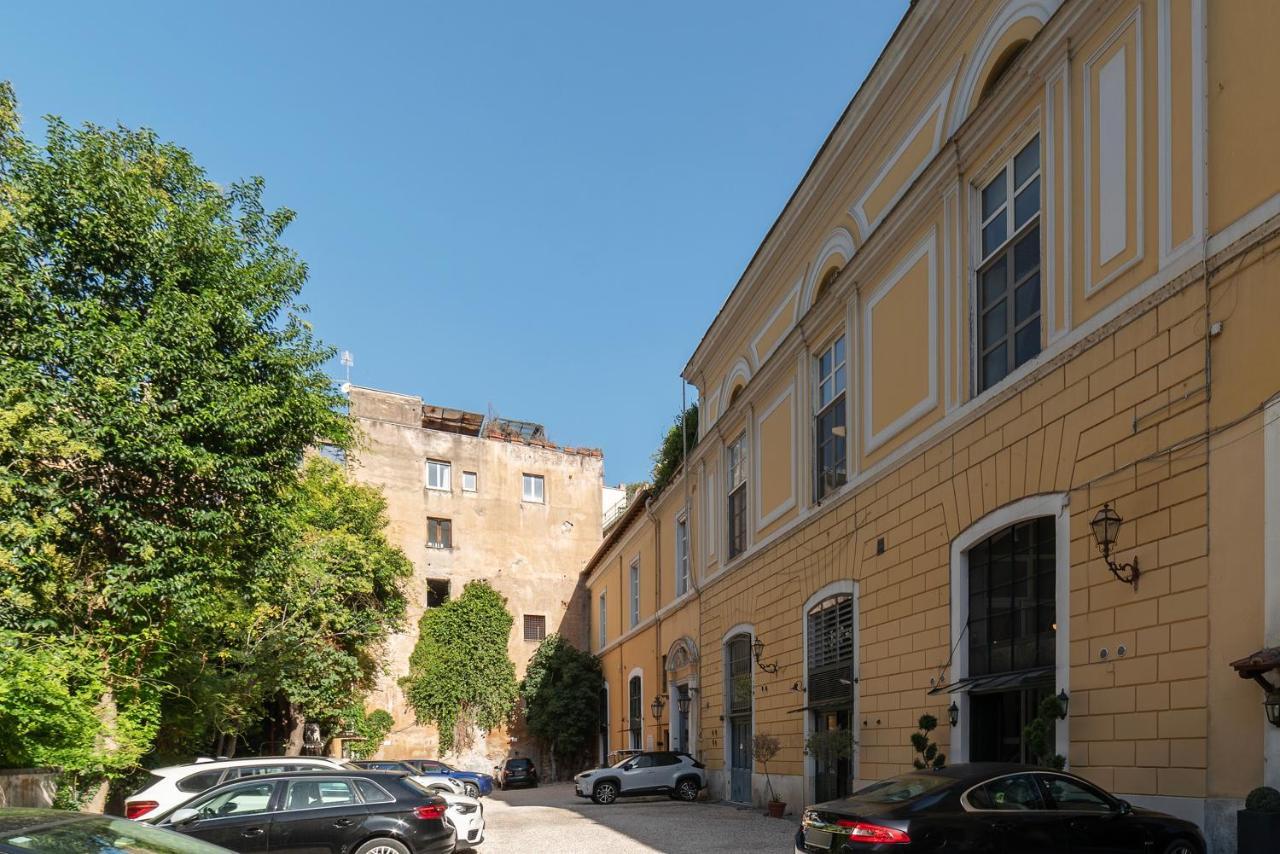 Studi Patrizi Dreaming Luxury Duplex Roma
